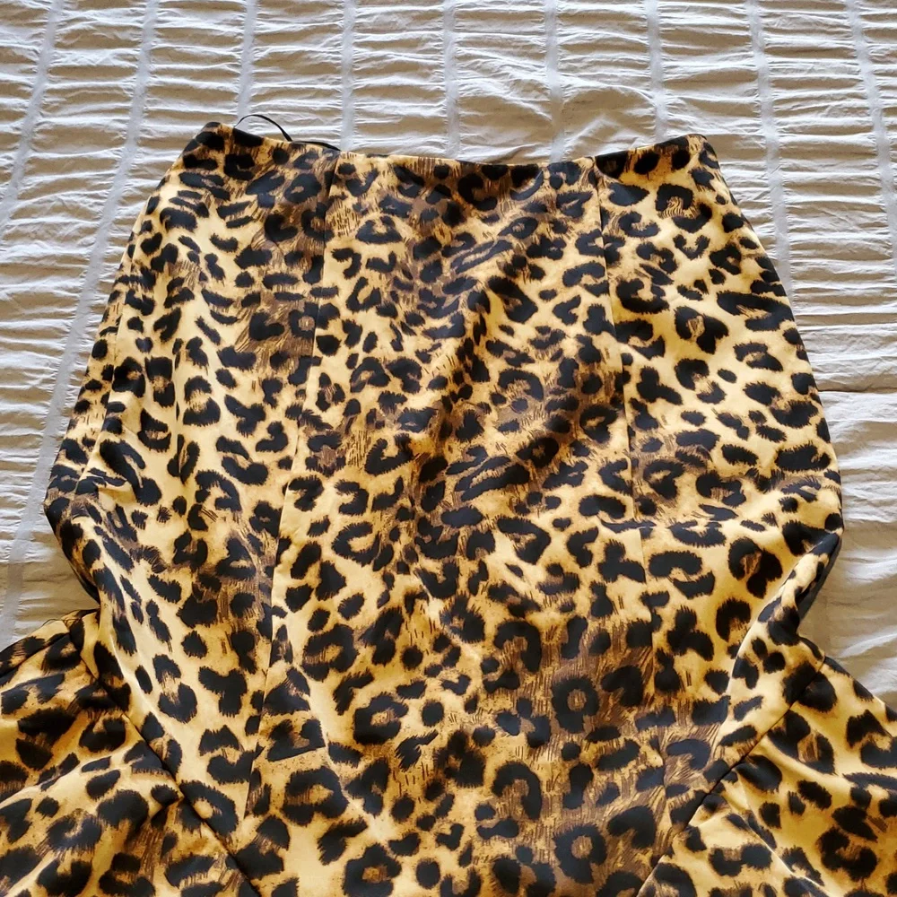 MABLE  brand women’s Leopard Print Fish tail Skirt Size M like new - Picture 5 of 9